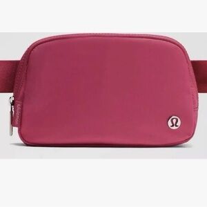 Lululemon Everywhere Belt Bag Rasberry